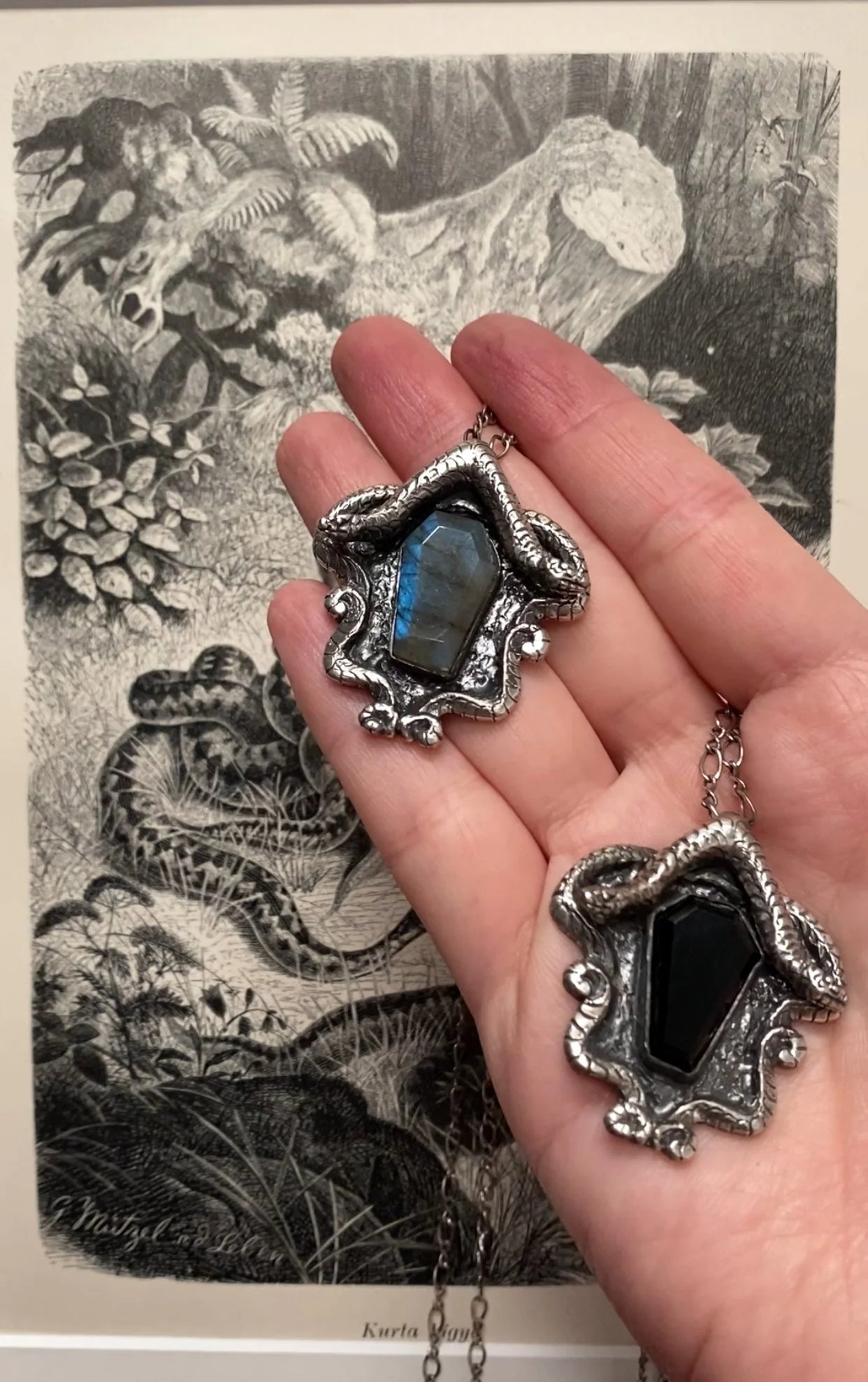 Stephanie Inagaki- Medusa's Window Necklace w. Onyx (Sterling Silver)