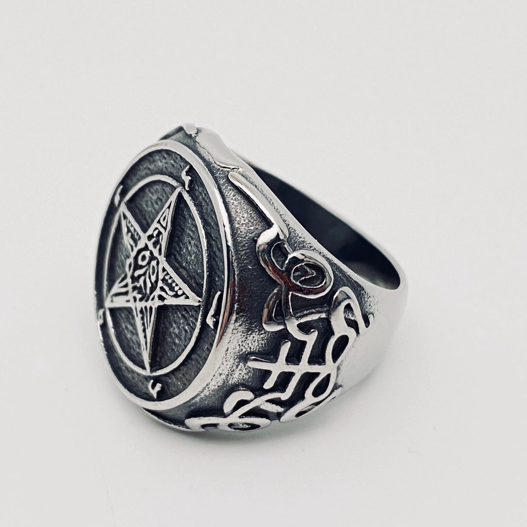 Devil Satan Pentagram Ring (Multiple Sizes)